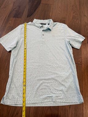 NWOT TravisMathew Men’s Size L Light Blue Patterned Performance Golf Polo